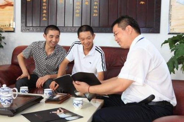 conew_timg (3).jpg conew_timg (3).jpg