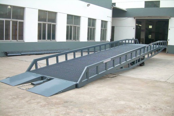 conew_timg (3).jpg conew_timg (3).jpg